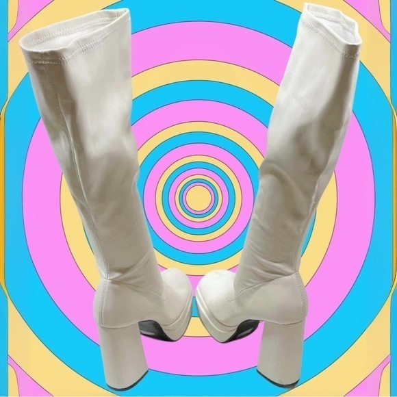 Qupid Woman’s Platform White Chunky Heeled Boots 🔥EUC🔥 Sz 10 - Picture 3 of 8